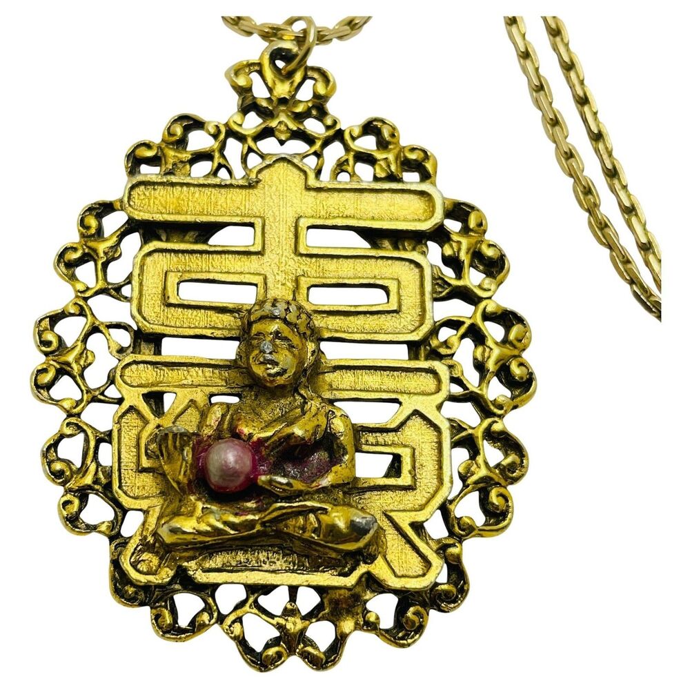 Vintage gold tone Buddha pendant necklace